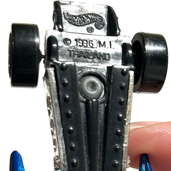 Vintage 1996 Hot Wheels Metallic Blue Dog Fighter Diecast Car Propeller 1:64 #57 - Picture 5 of 14